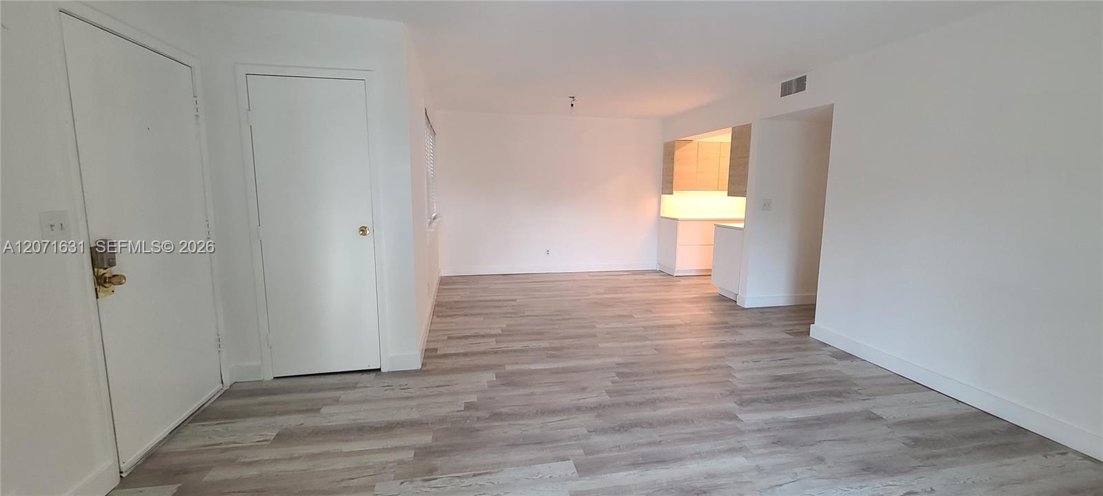6519 W Newberry Road 1014 Property Photo 11