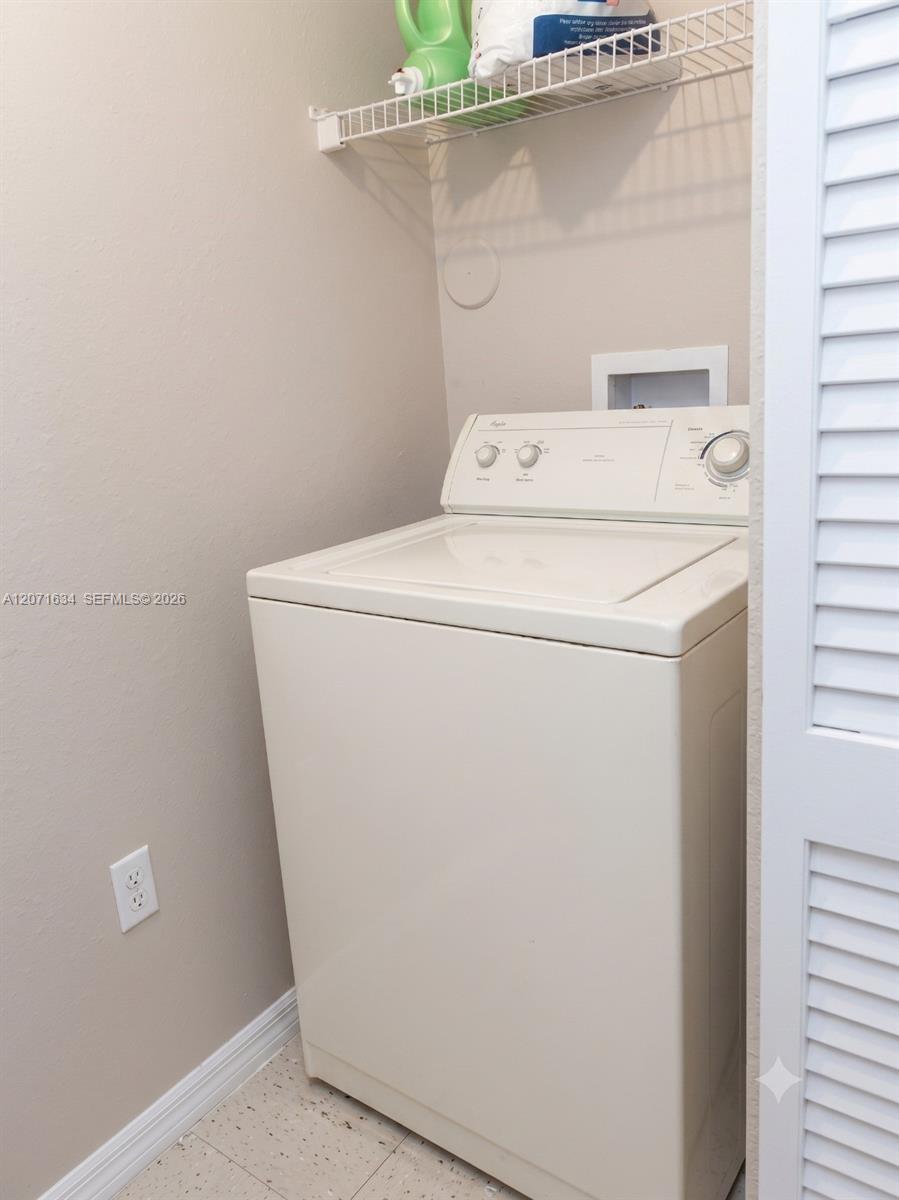 6498 W Sample Road 6498 Property Photo 8