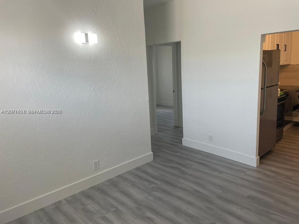 170 Ter 10035 B Property Photo 4