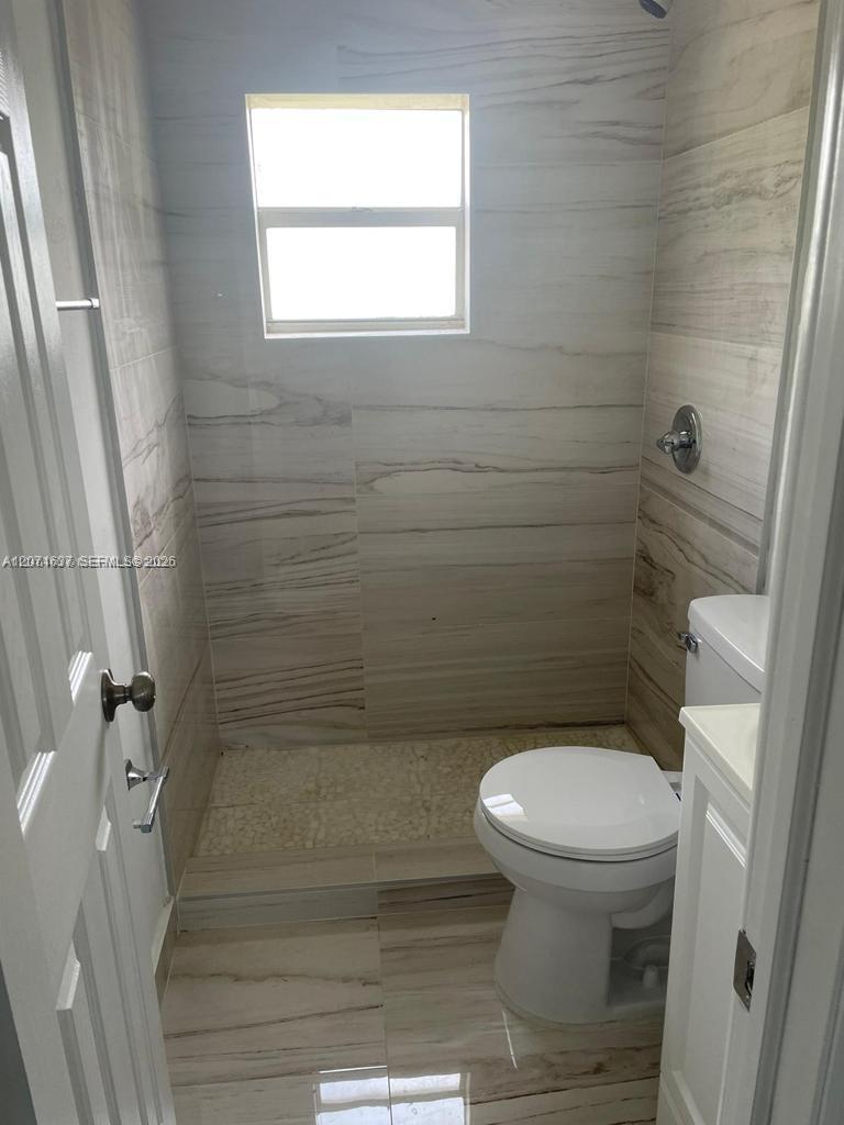170 Ter 10035 B Property Photo 13