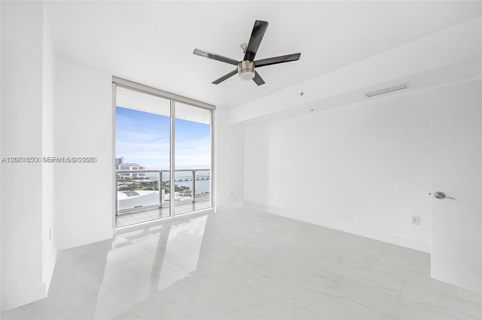 244 Biscayne Boulevard 3704 Property Photo 14