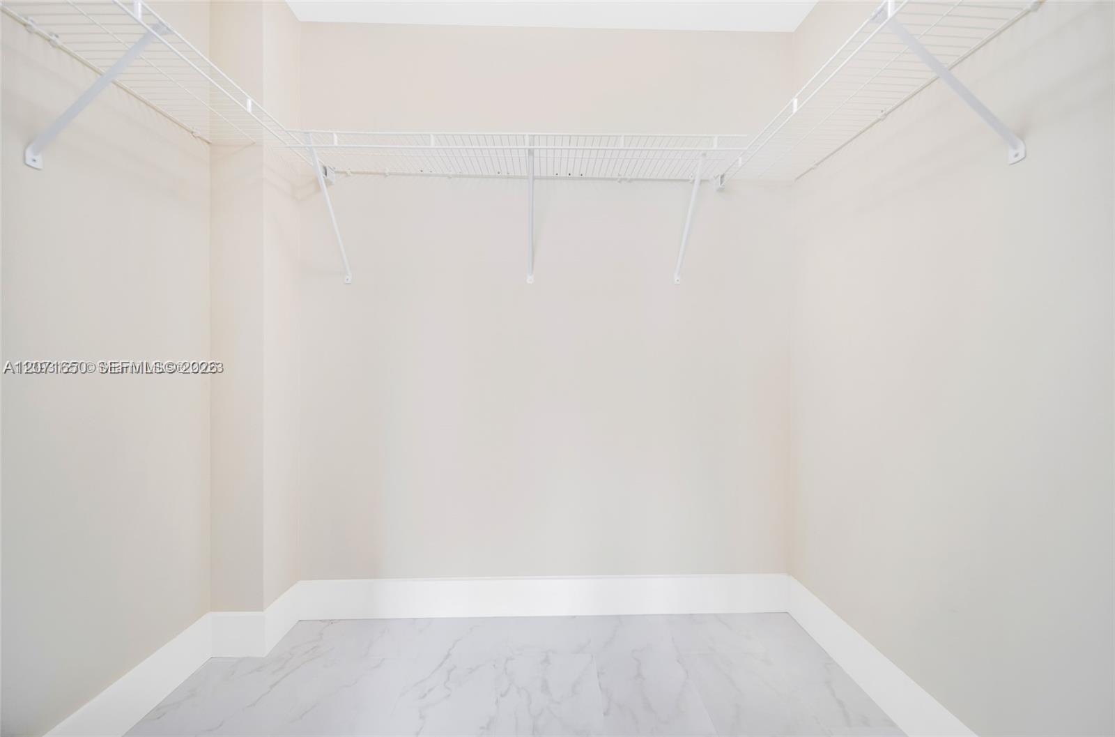 244 Biscayne Boulevard 3704 Property Photo 16