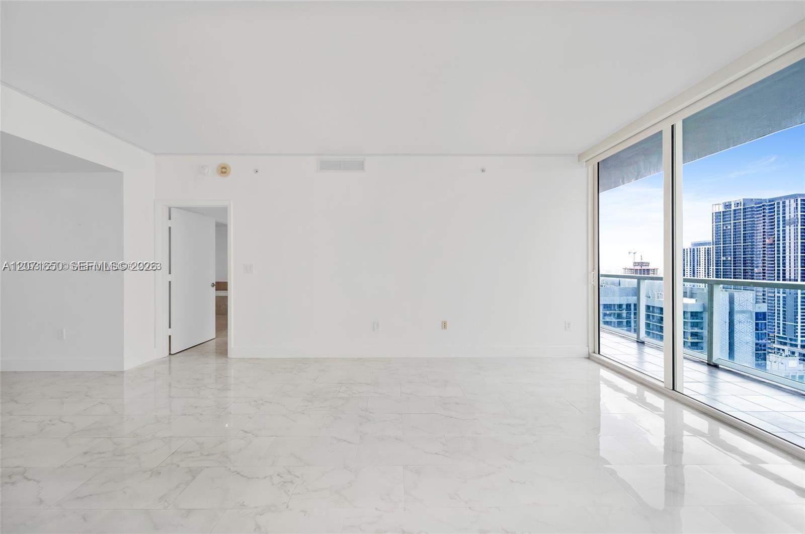 244 Biscayne Boulevard 3704 Property Photo 24