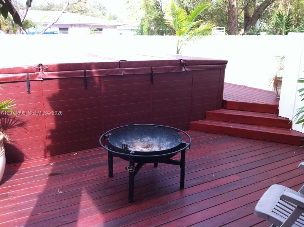 423 Sw 16th Street Property Photo 32
