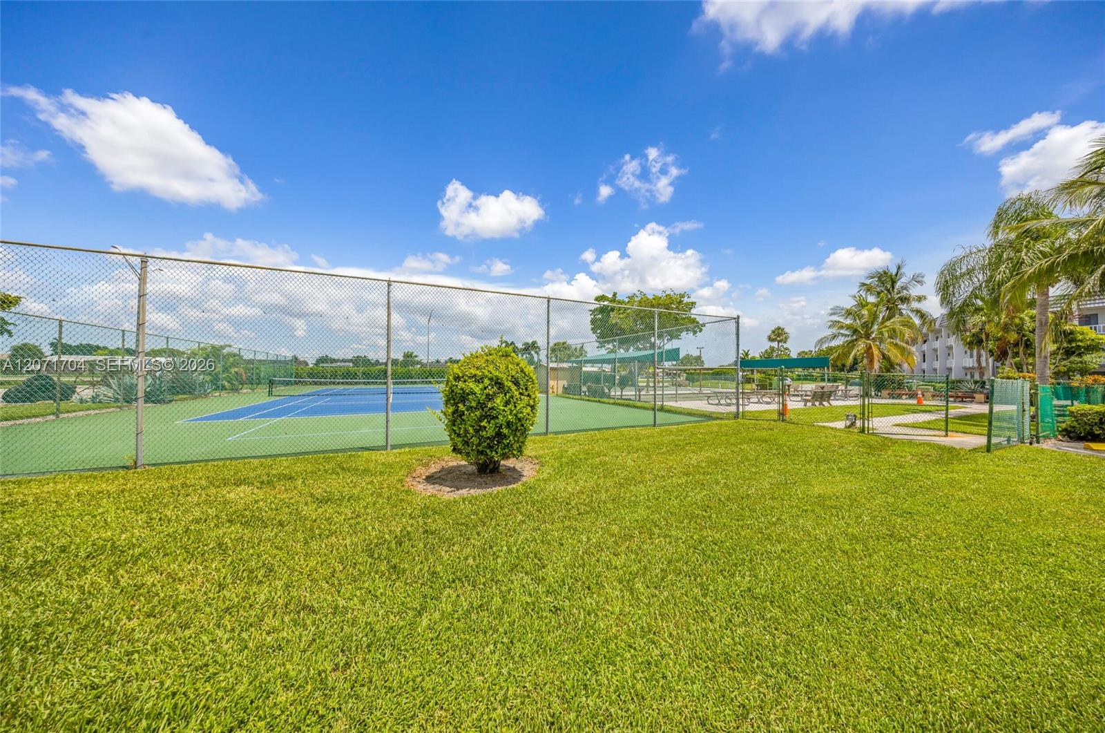 6750 Royal Palm Boulevard 106e Property Photo 16
