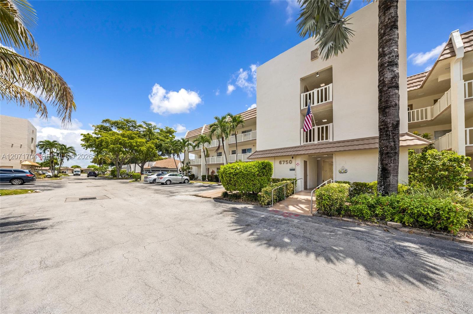 6750 Royal Palm Boulevard 106e Property Photo 19