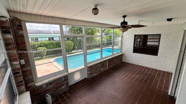 11461 Nw 35th Street Property Photo 8
