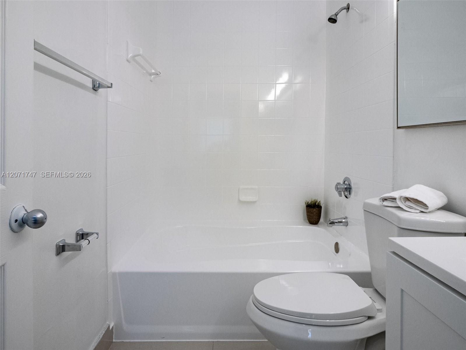 2280 E Preserve Way 303 Property Photo 17