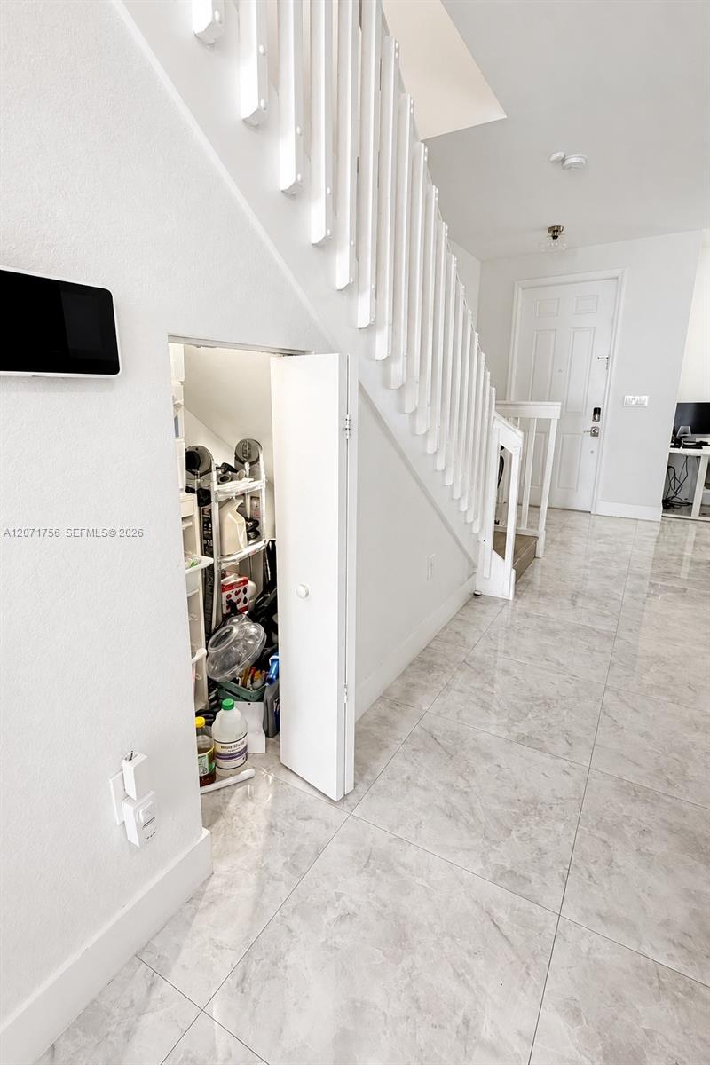 8876 W 35th Way Property Photo 3