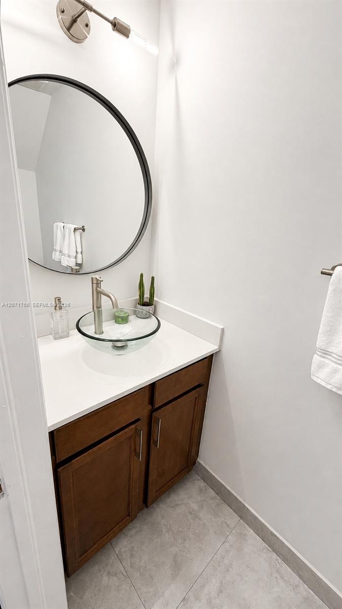 8876 W 35th Way Property Photo 8