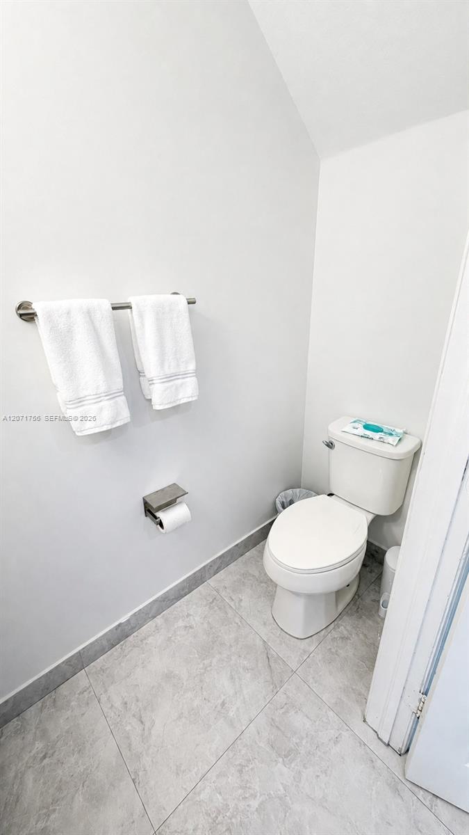 8876 W 35th Way Property Photo 10