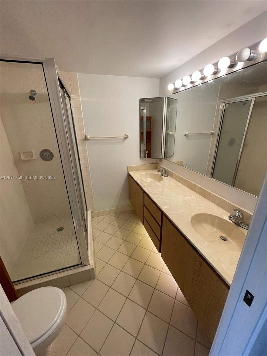 6902 69th Way - Property Photo 11