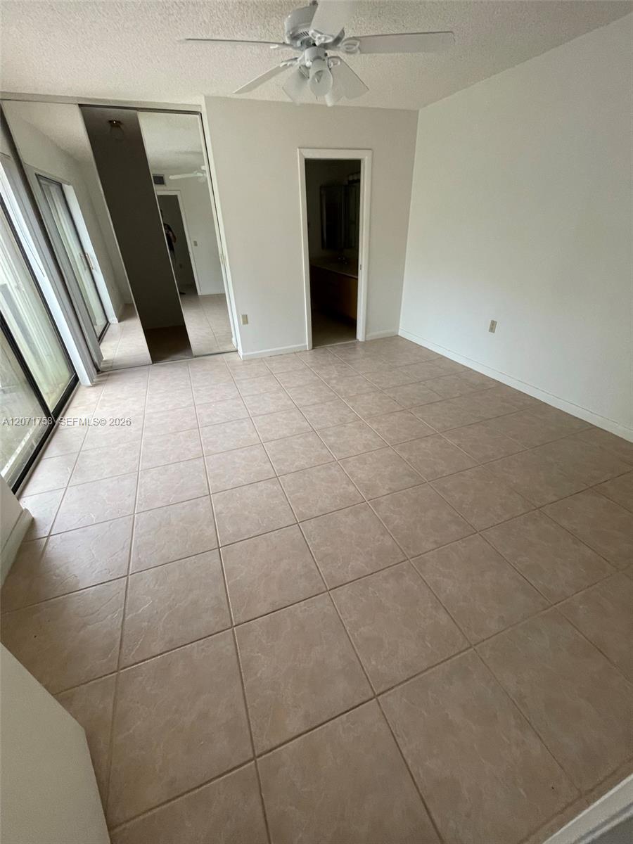 6902 69th Way - Property Photo 17