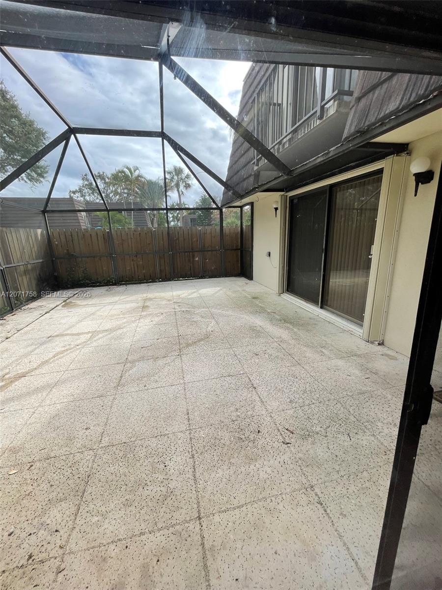 6902 69th Way - Property Photo 18