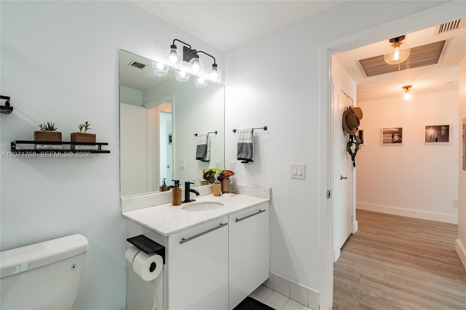 888 Biscayne Boulevard 1601 Property Photo 28