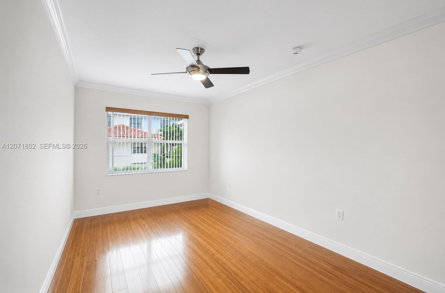 2561 W 60th Place 102-1 Property Photo 6