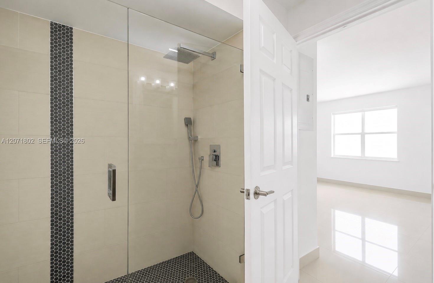 2561 W 60th Place 102-1 Property Photo 8