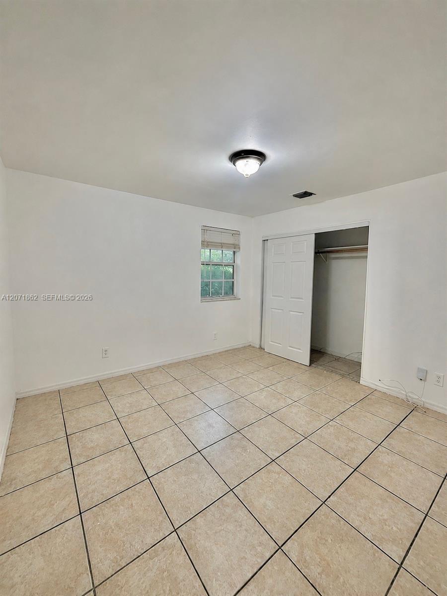 2653 Sw 51st Street 1 Property Photo 10