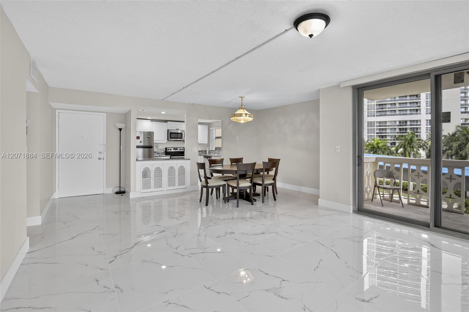 A12071884 Property Photo 7