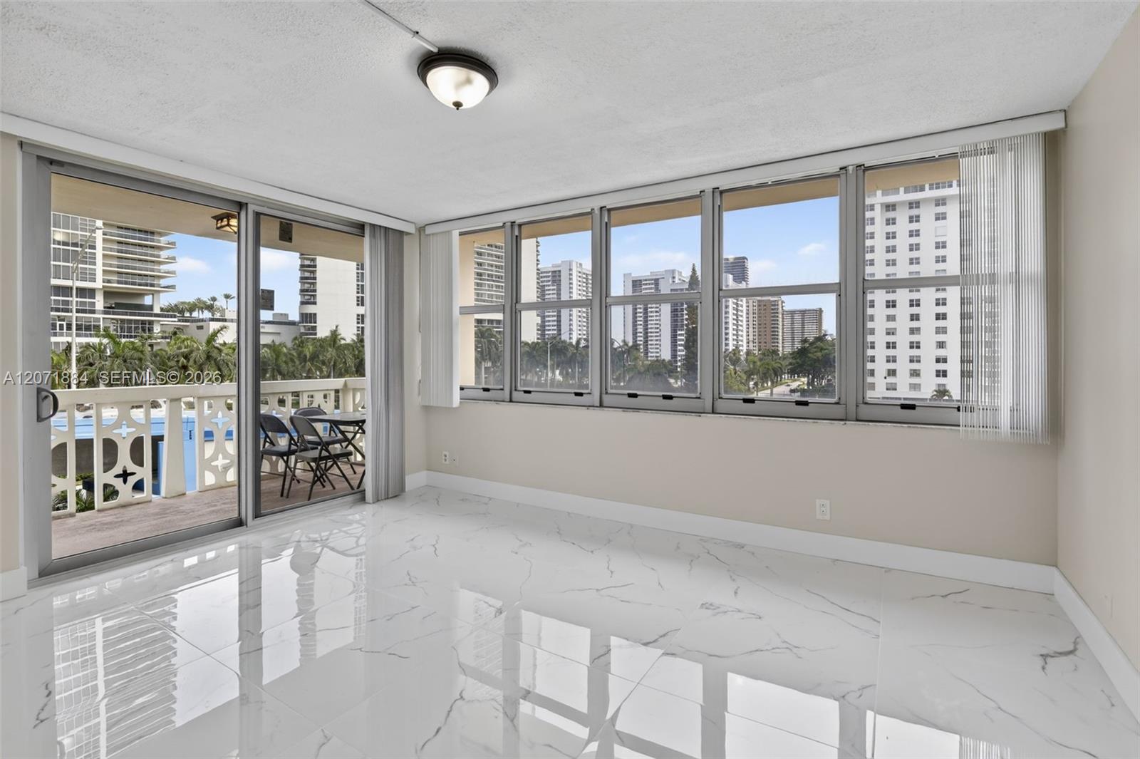 A12071884 Property Photo 8