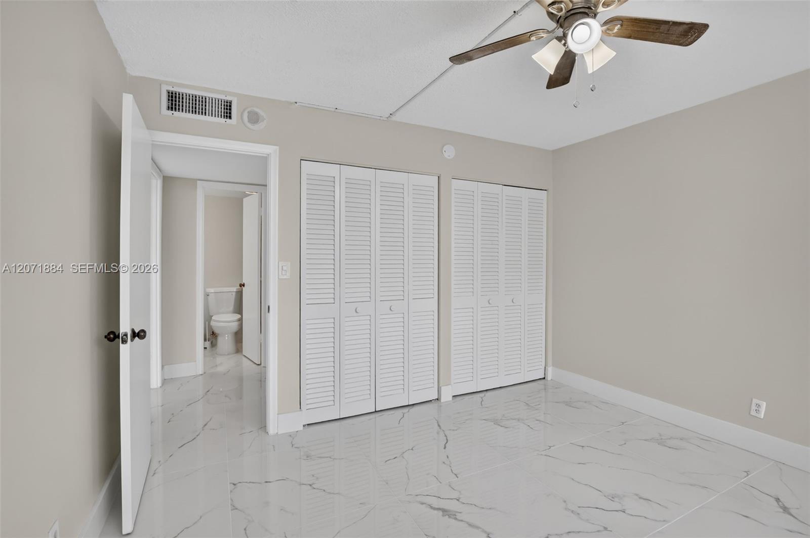 A12071884 Property Photo 15
