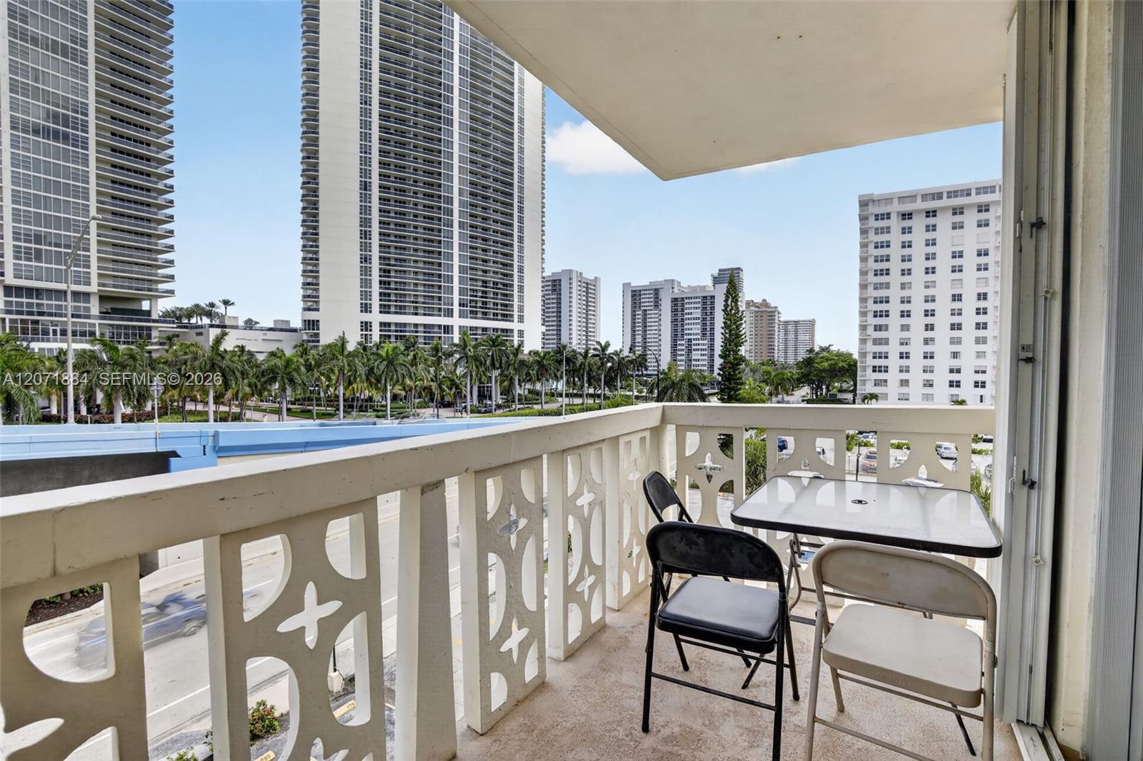 A12071884 Property Photo 17