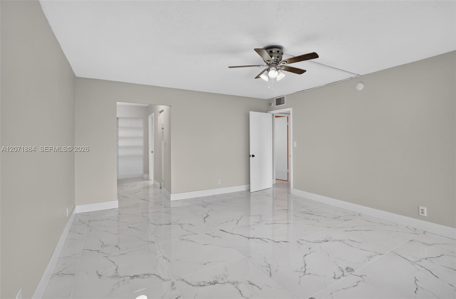 A12071884 Property Photo 20