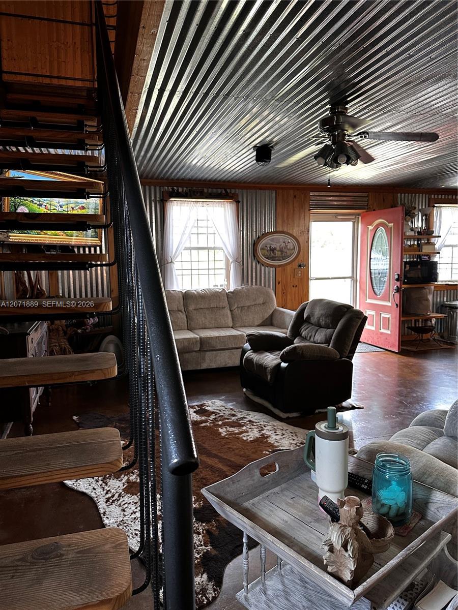 5263 Coy Burgess Loop Property Photo 59