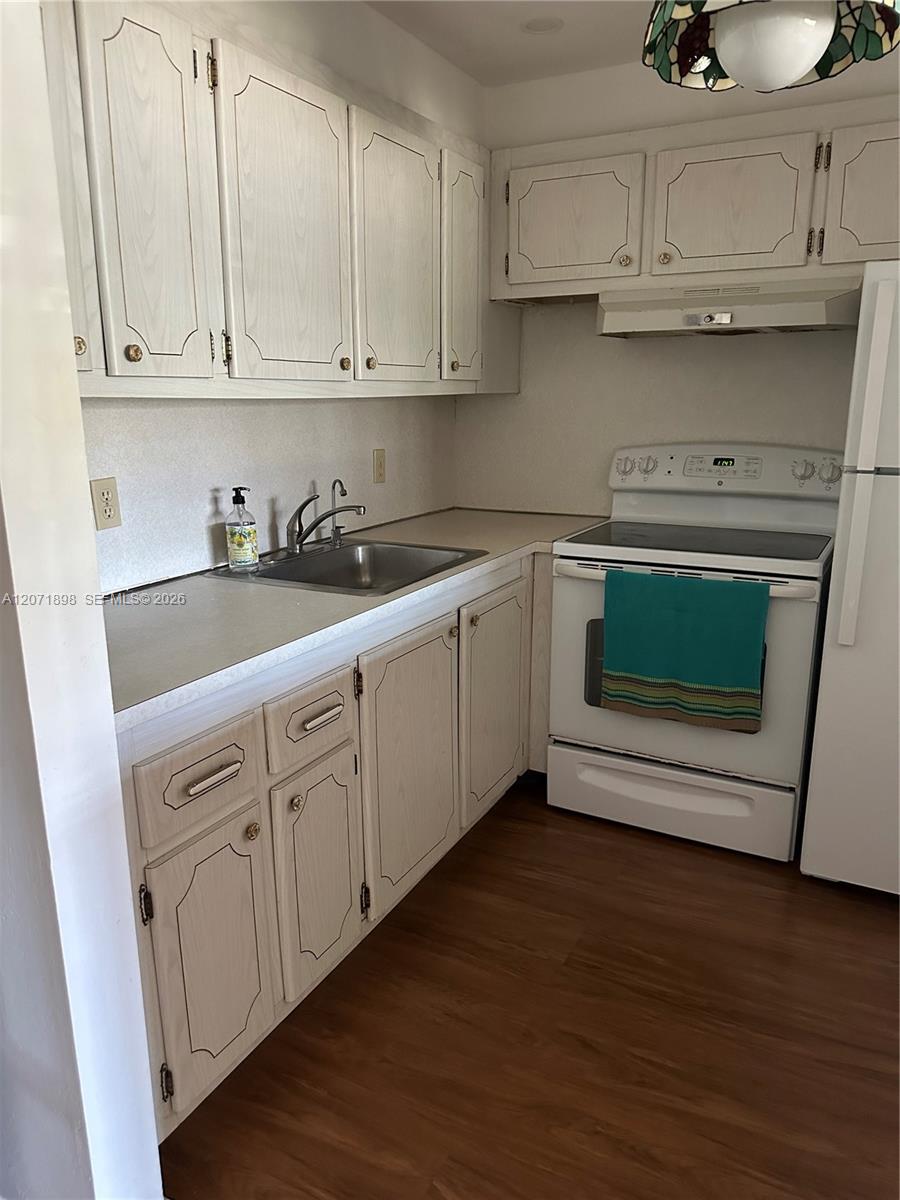 51 Prescott C 51 Property Photo 6