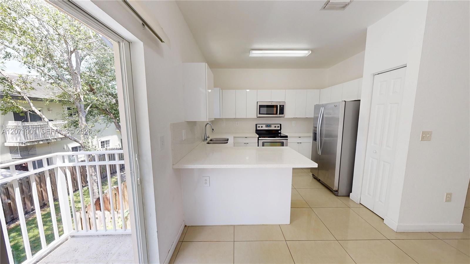 A12071901 Property Photo 1