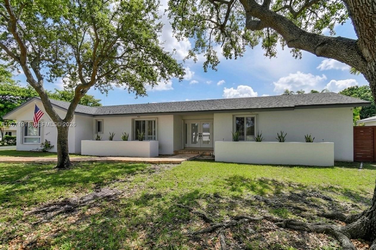 13241 Sw 104th Avenue Property Photo 1