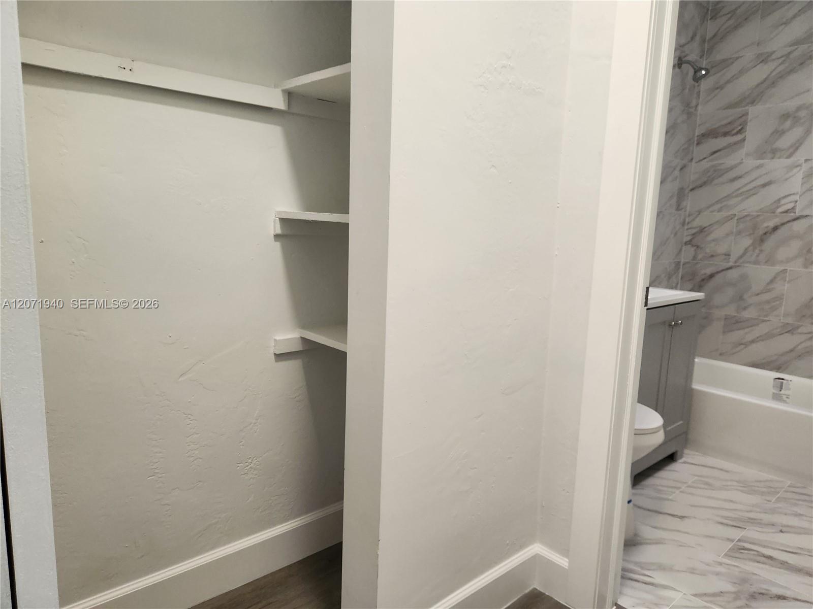 1239 Marseille Drive 4 Property Photo 8