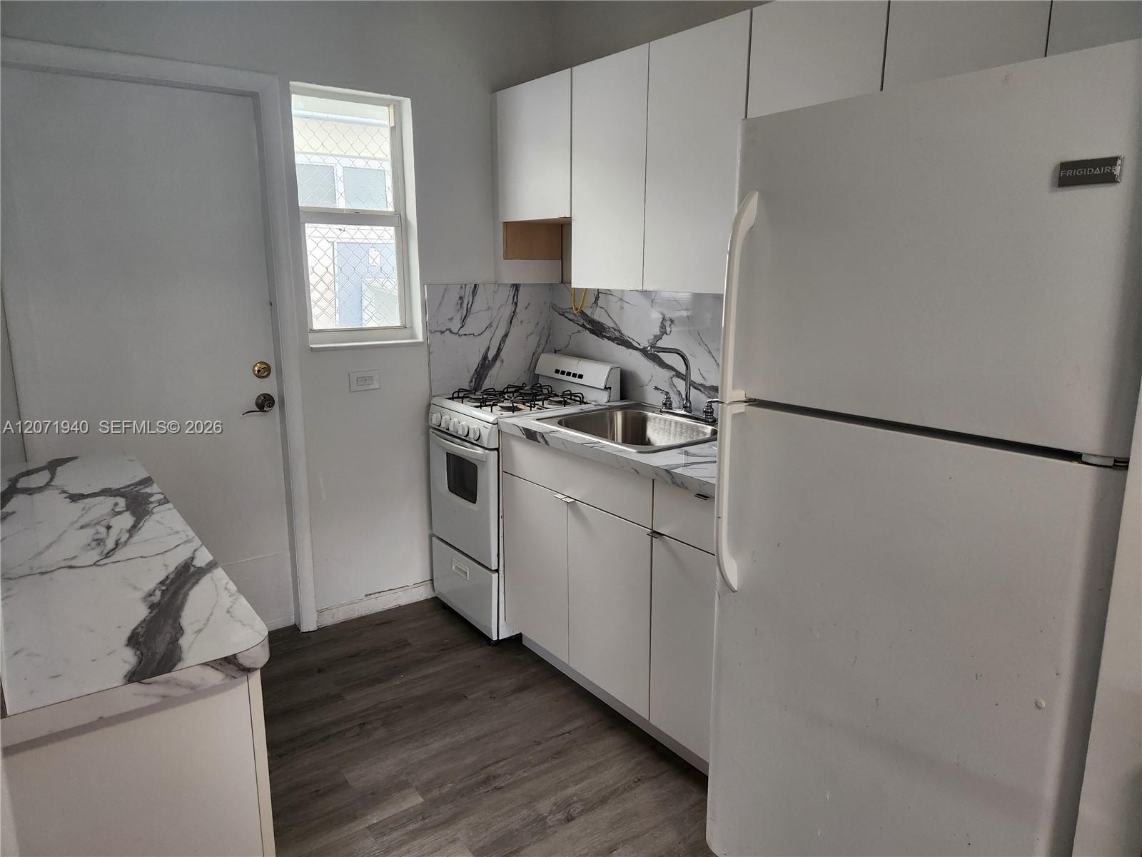 1239 Marseille Drive 4 Property Photo 13