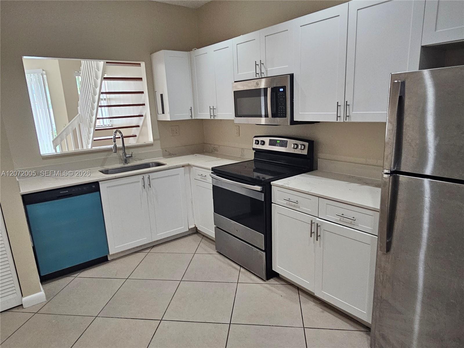 3860 Tree Tops Road Property Photo 4