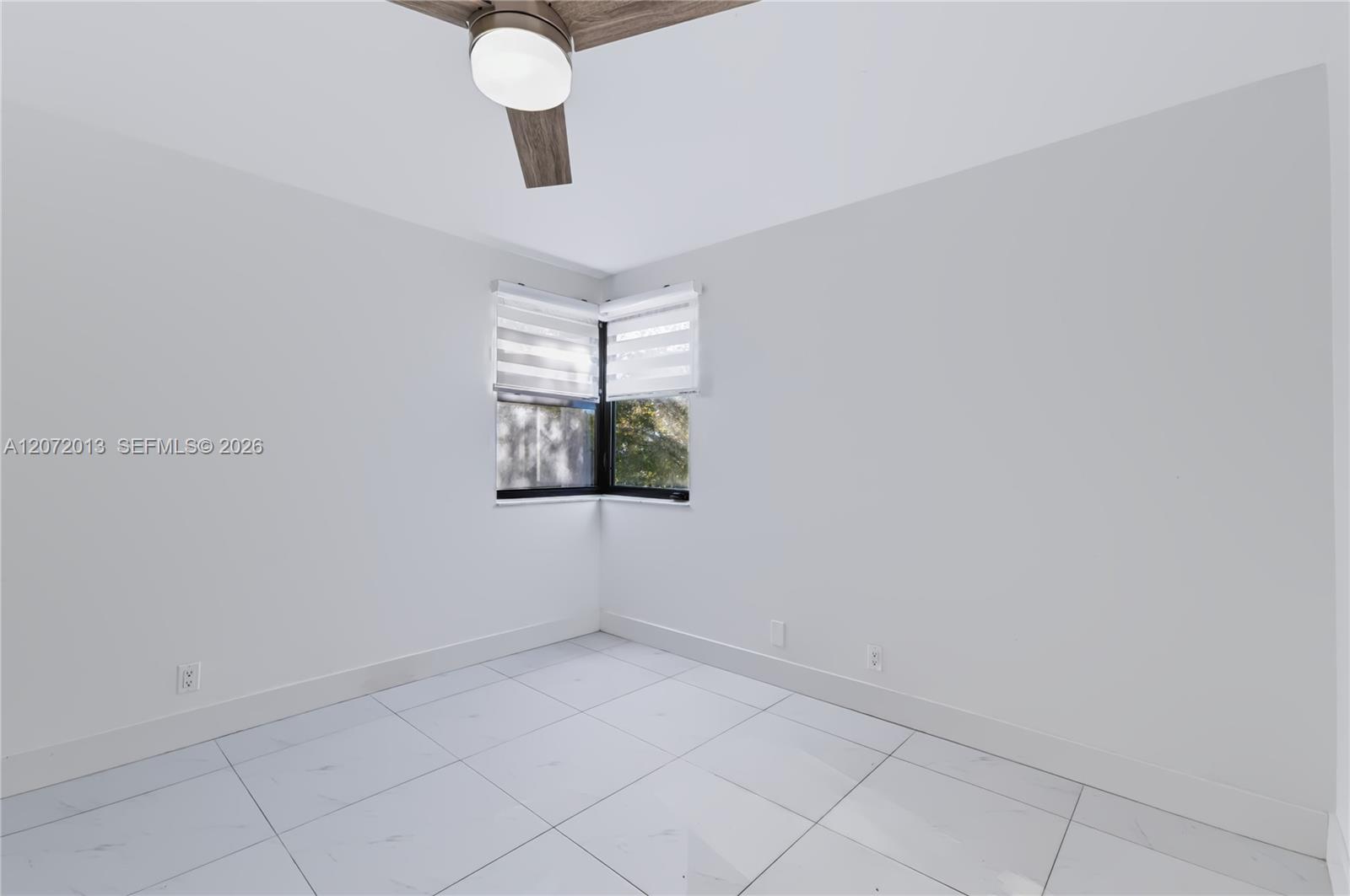 A12072013 Property Photo 16