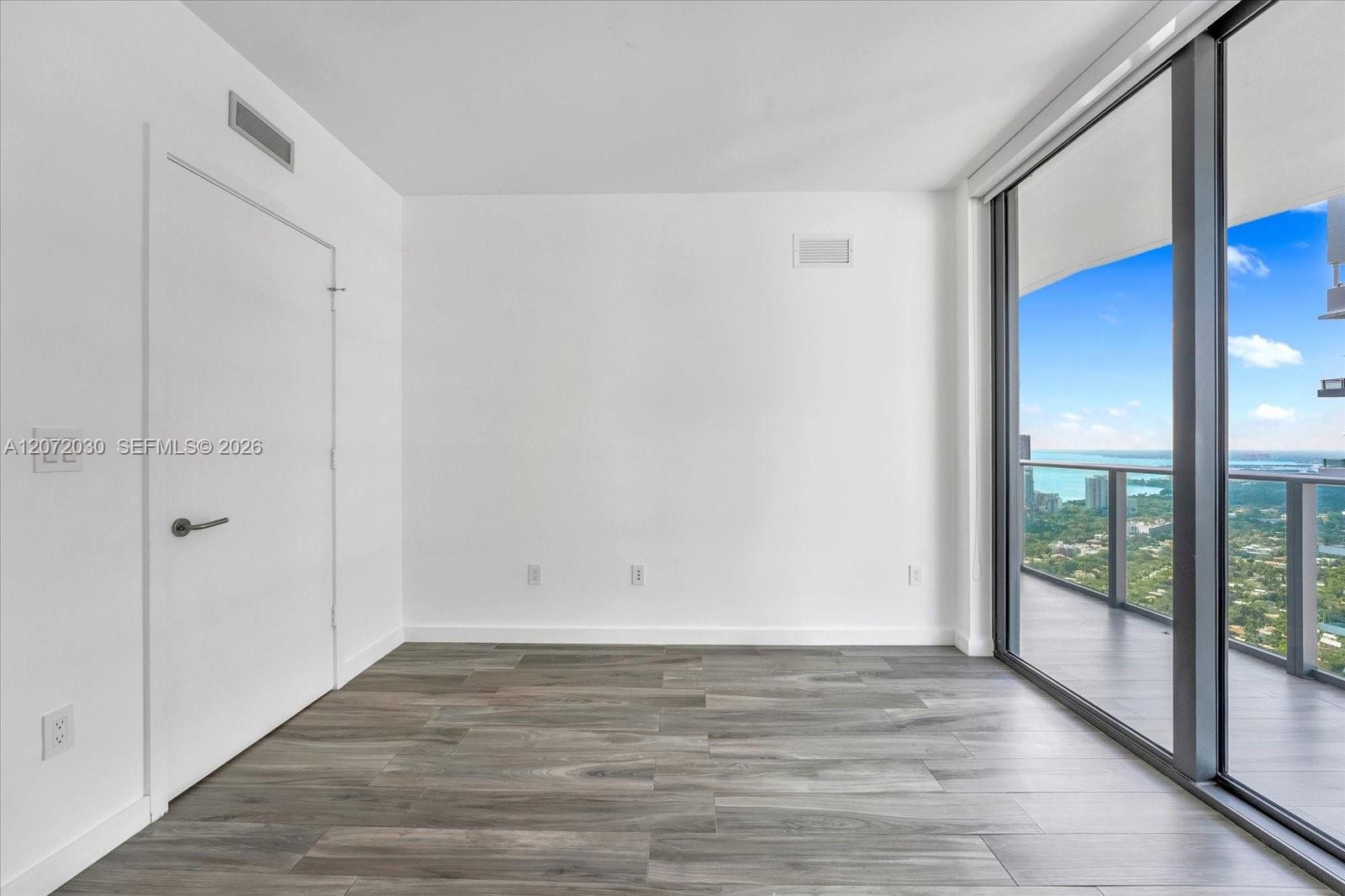 1300 S Miami Avenue 4807 Property Photo 5