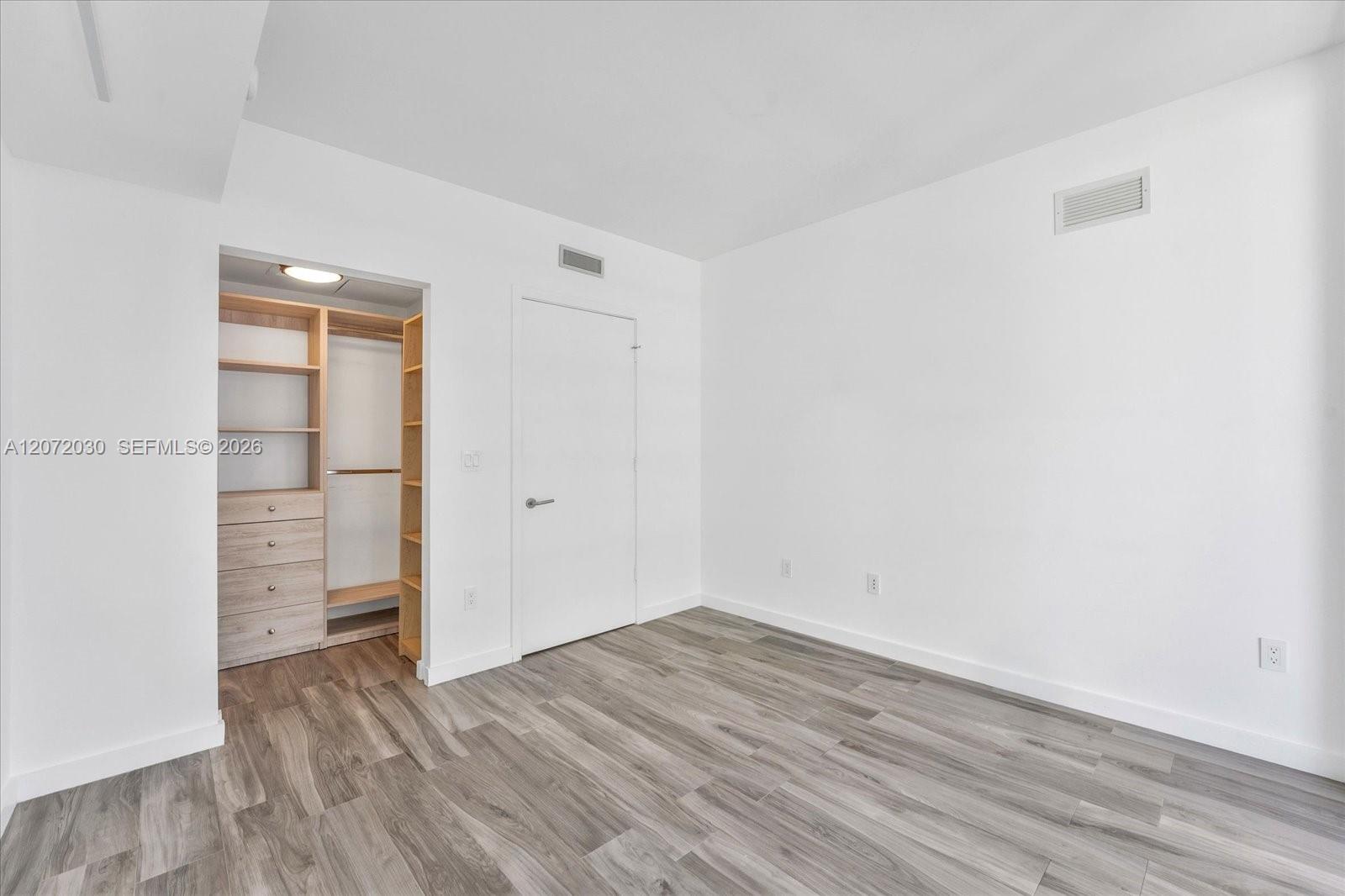 1300 S Miami Avenue 4807 Property Photo 10