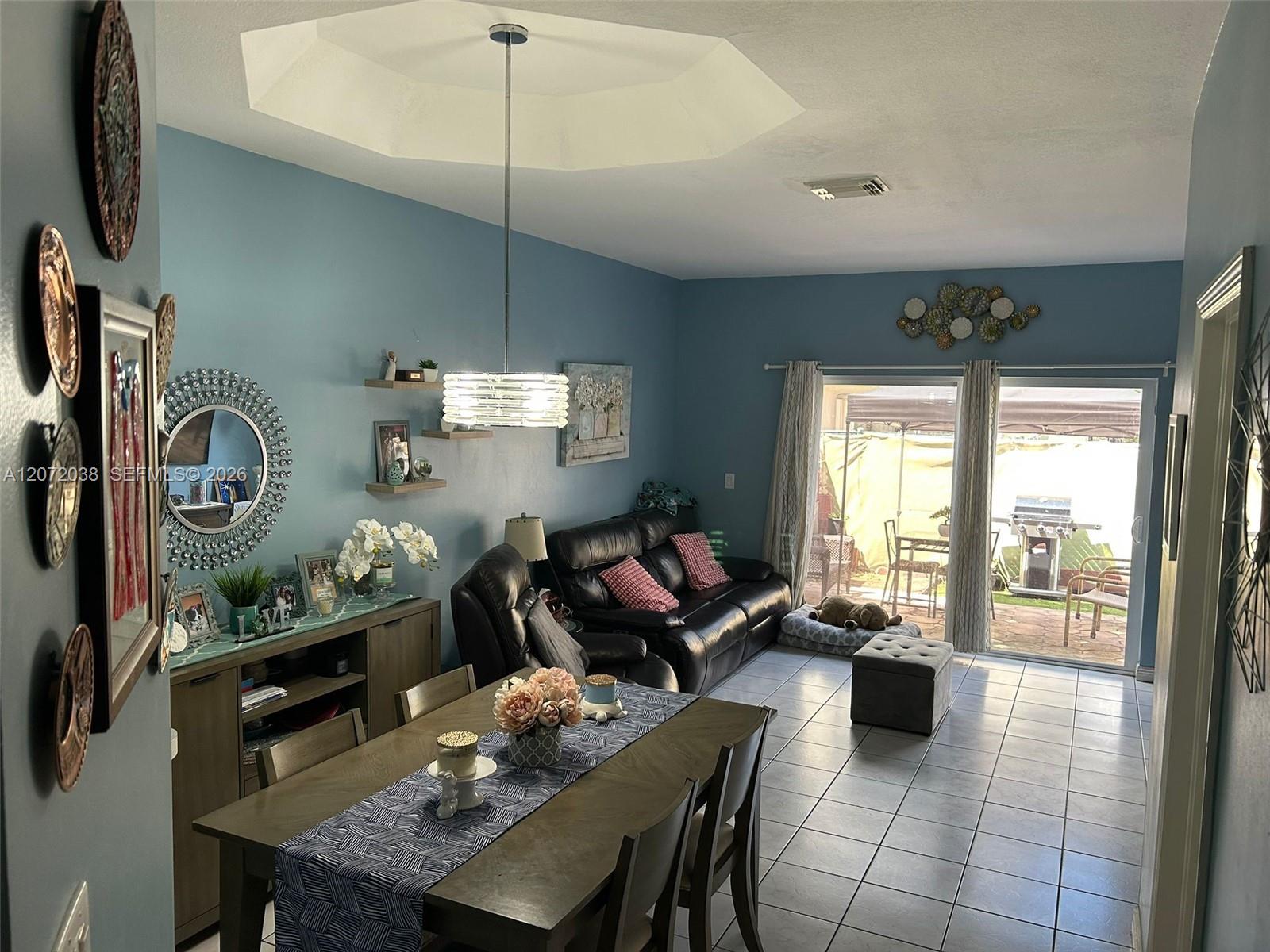 A12072038 Property Photo 5
