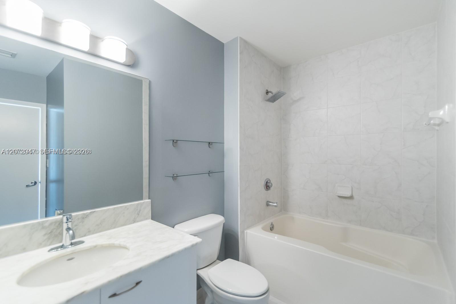 133 Ne 2nd Avenue 2808 Property Photo 4