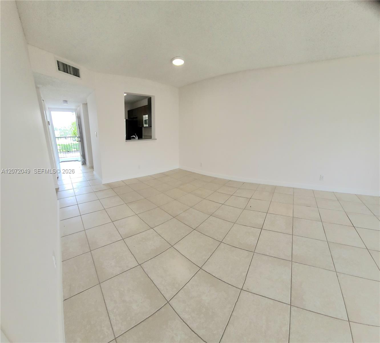 8620 N Sherman Circle 306 Property Photo 8