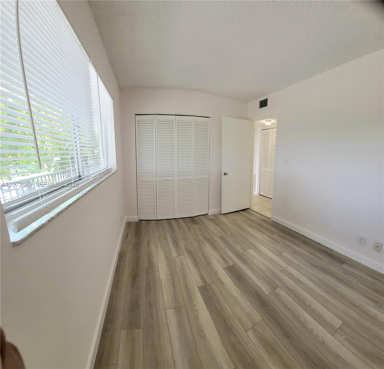 8620 N Sherman Circle 306 Property Photo 17