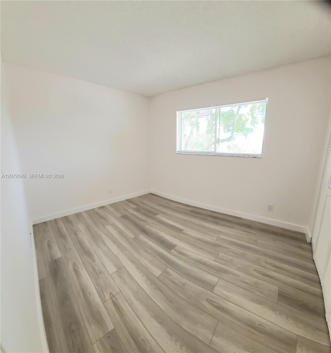 8620 N Sherman Circle 306 Property Photo 18