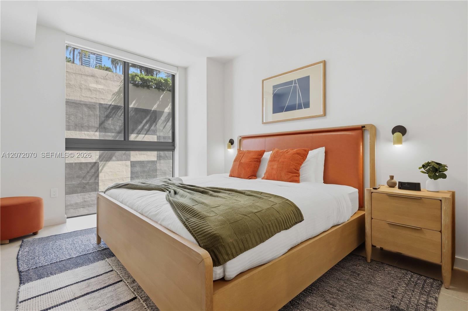 A12072070 Property Photo 12