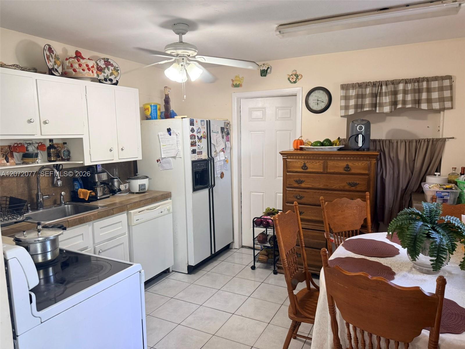 512 Independence Road Property Photo 3