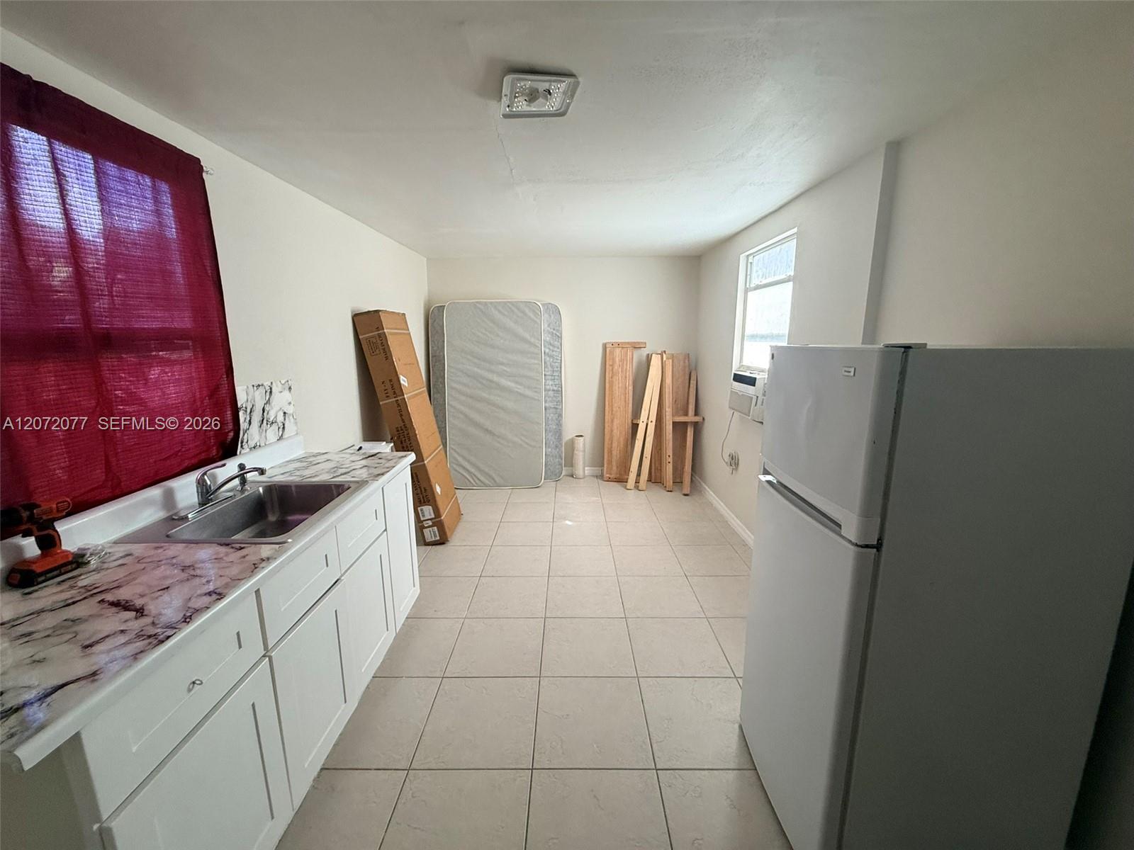 512 Independence Road Property Photo 8