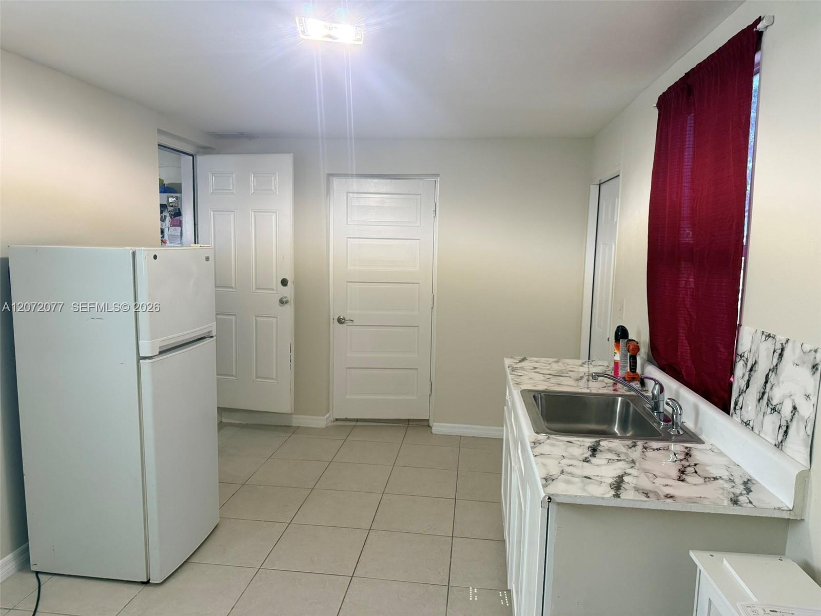 512 Independence Road Property Photo 12