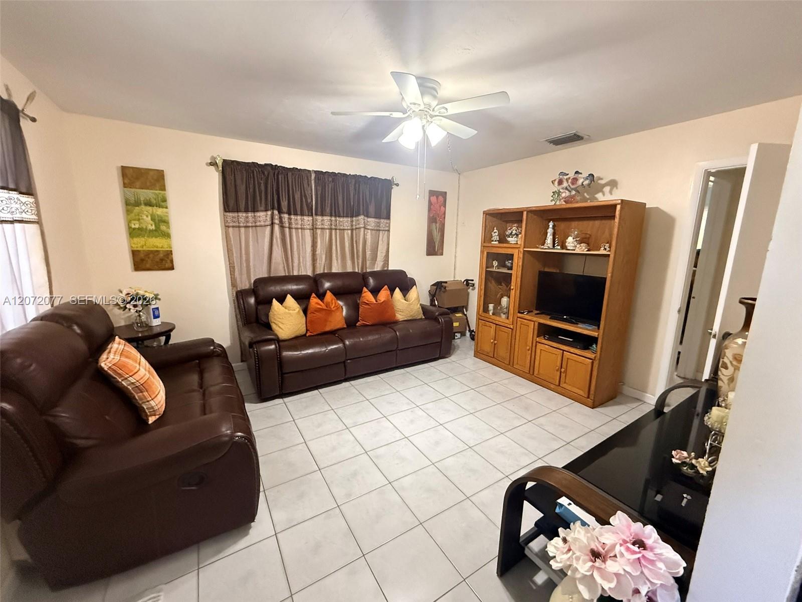 512 Independence Road Property Photo 15