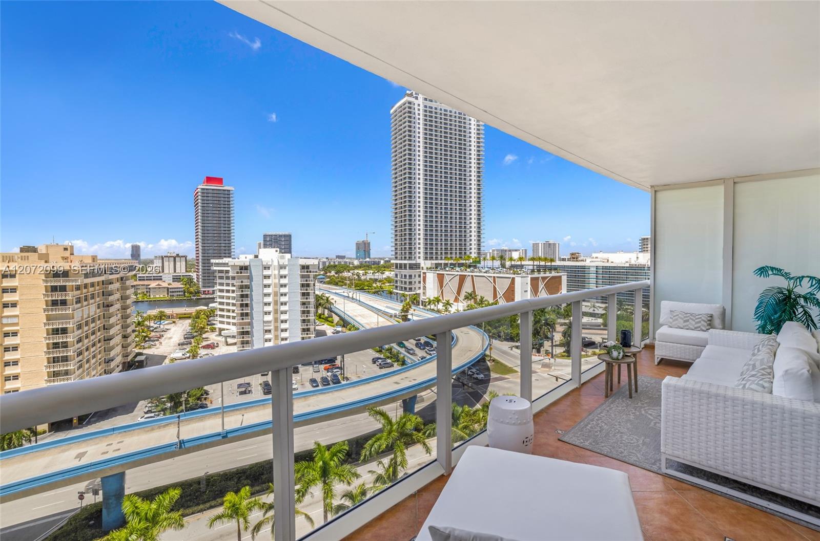 1800 S Ocean Drive 1108 Property Photo 37