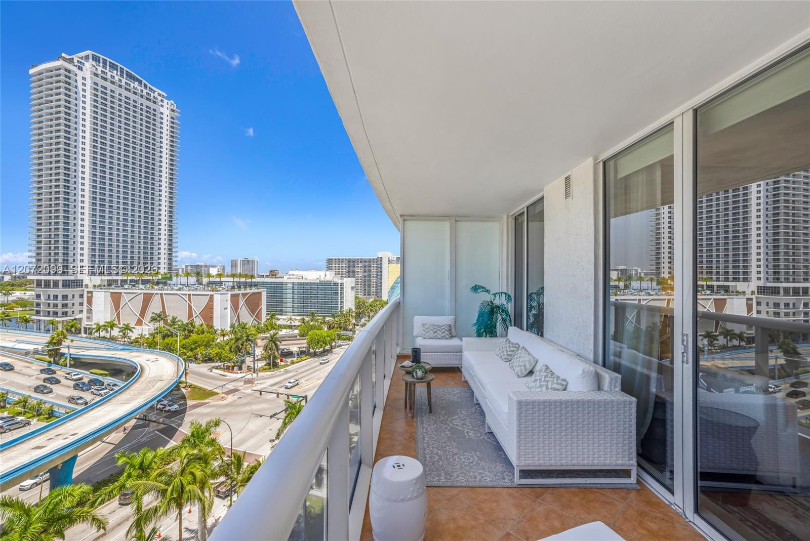 1800 S Ocean Drive 1108 Property Photo 39