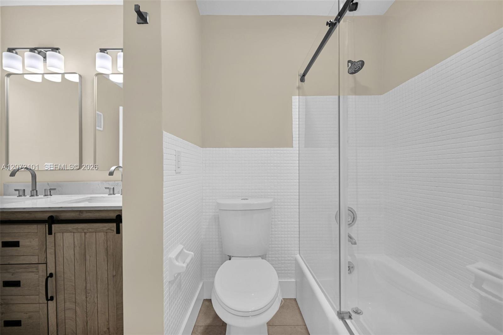 215 Se 3rd Avenue 206b Property Photo 20